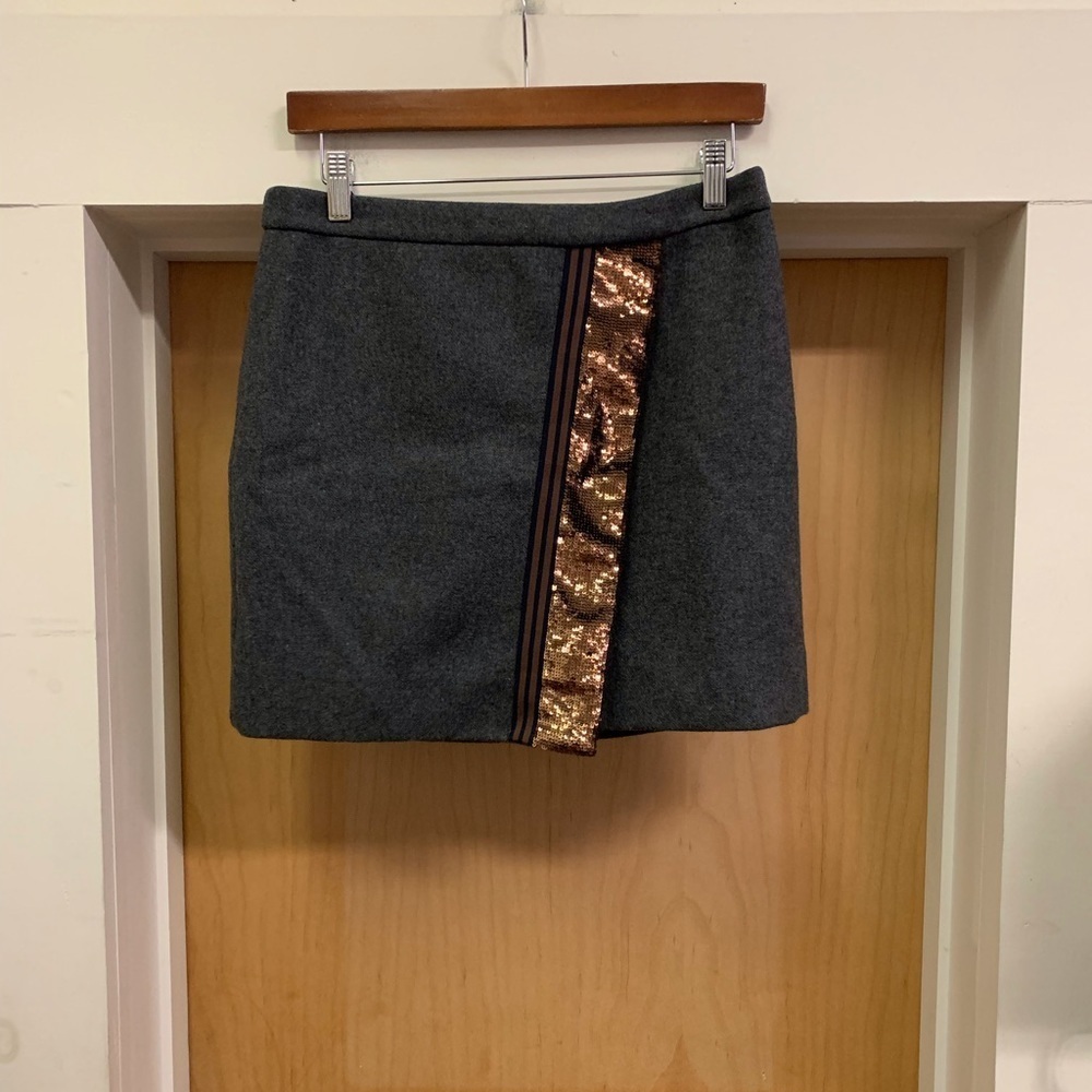 J. Crew Gray Skirt With Brown Sequence Line Down Middle Size 4